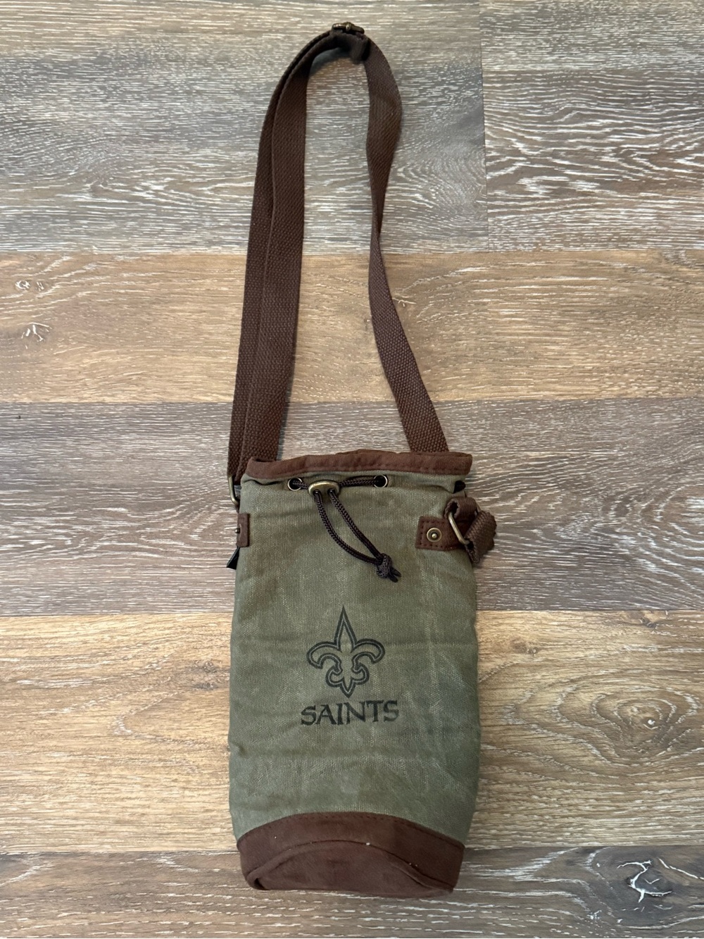 New Orleans Saints Olive Green Crossbody Water Bottle or Wine Bottle Bag